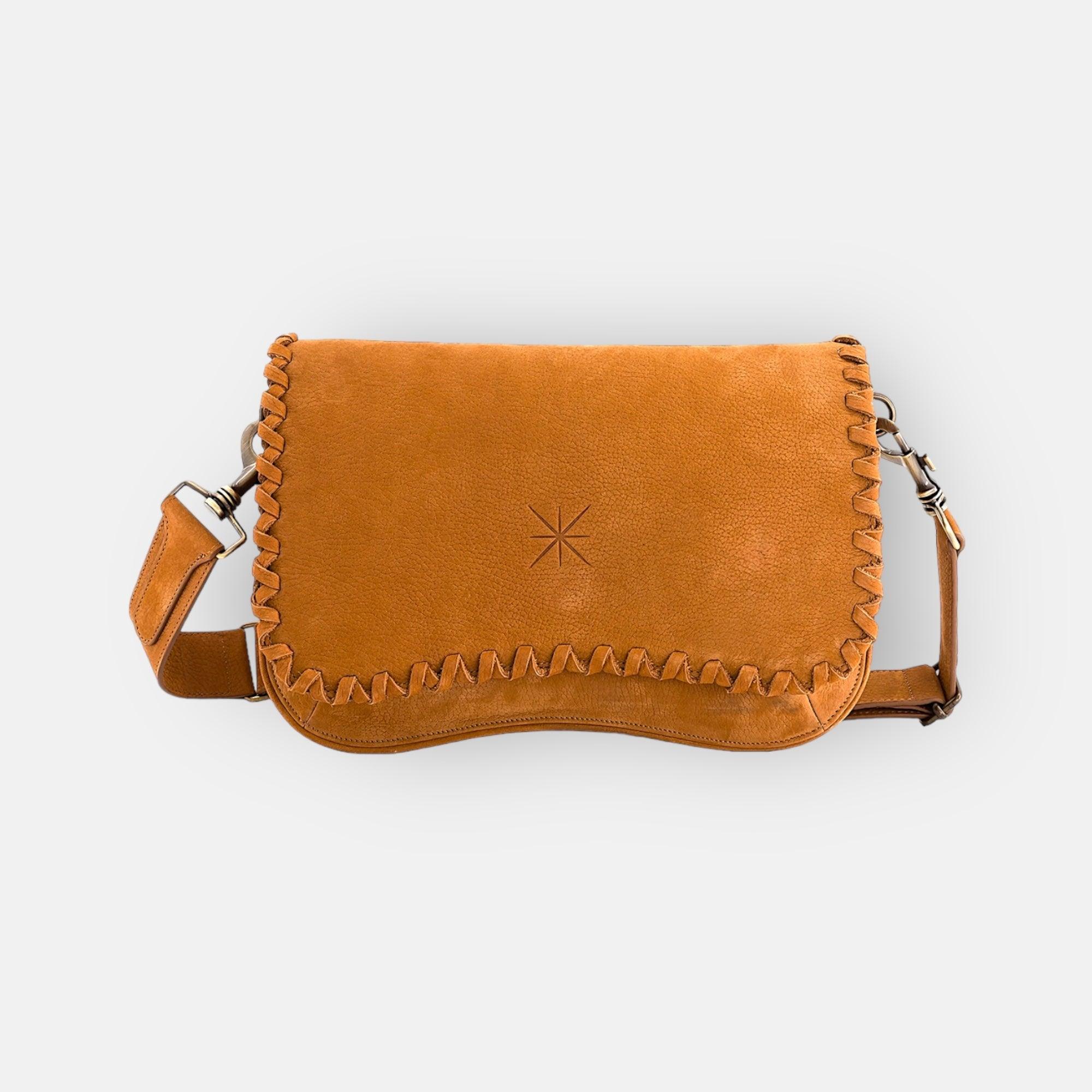 BOLSO BABY TRESSA NOBUCK CAMEL