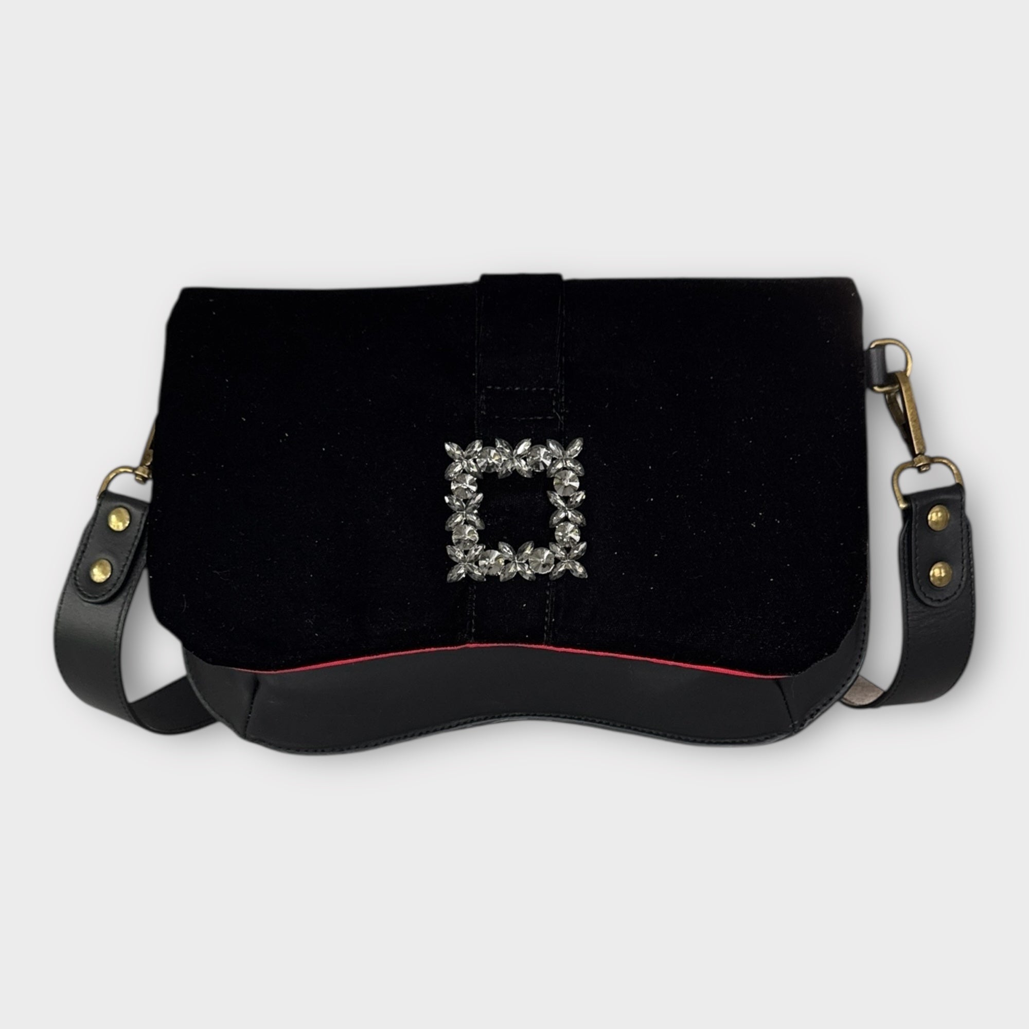 SOLAPA BROCA BEBÉ NEGRA