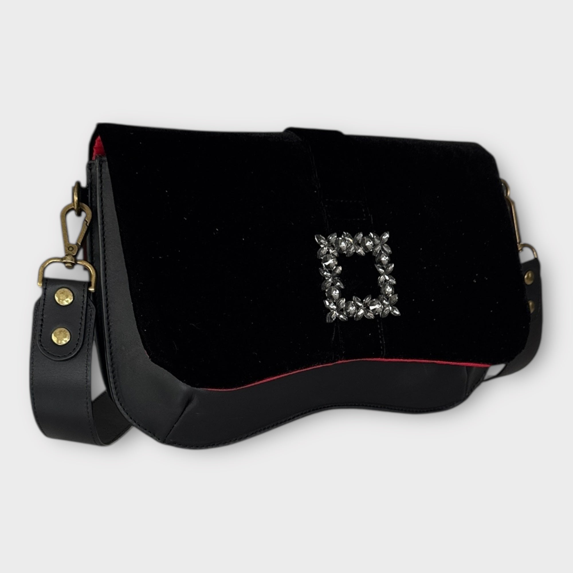 SOLAPA BROCA BEBÉ NEGRA