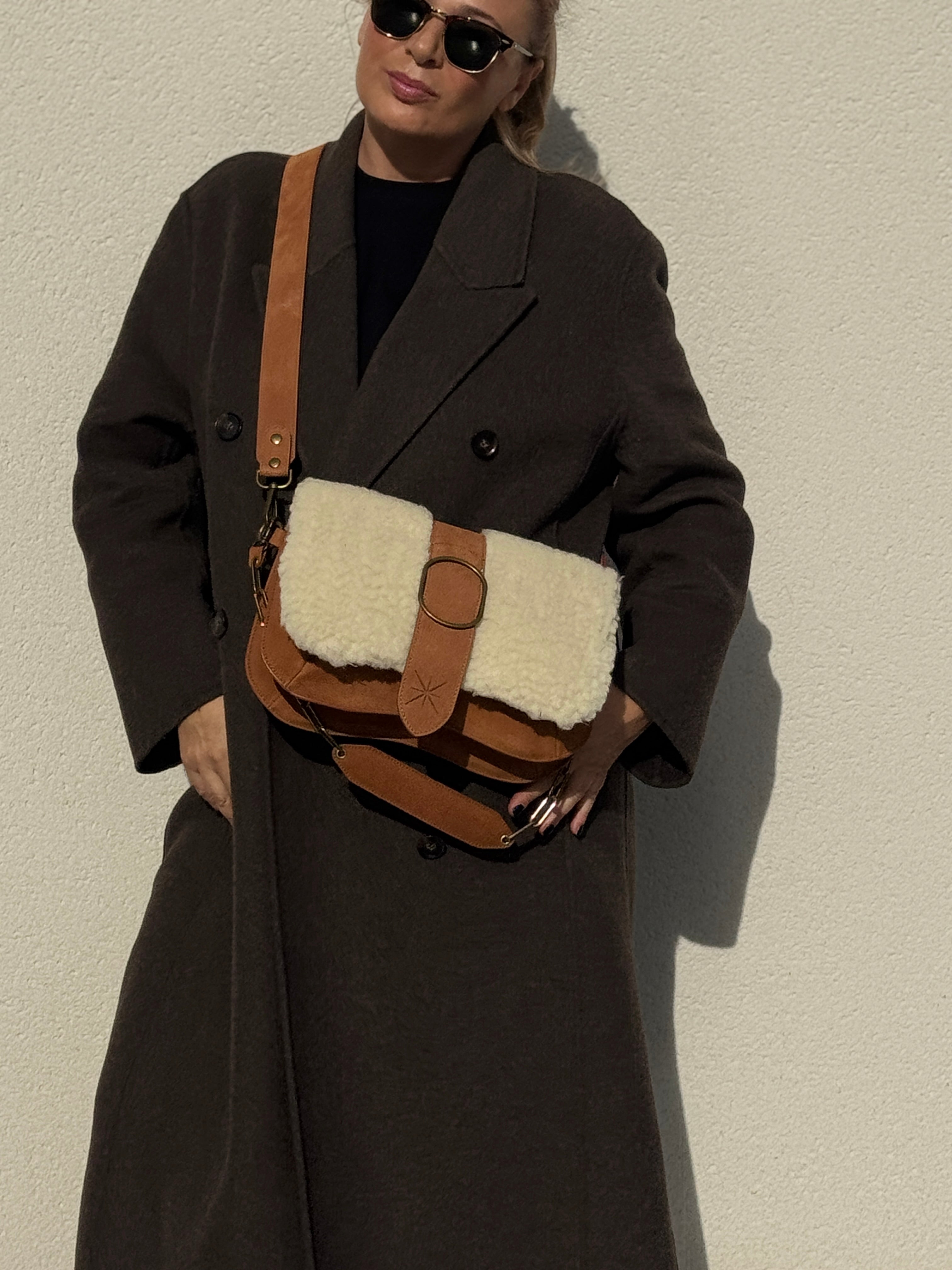 SAC BABY DOUBLE THARA MOUTON CAMEL