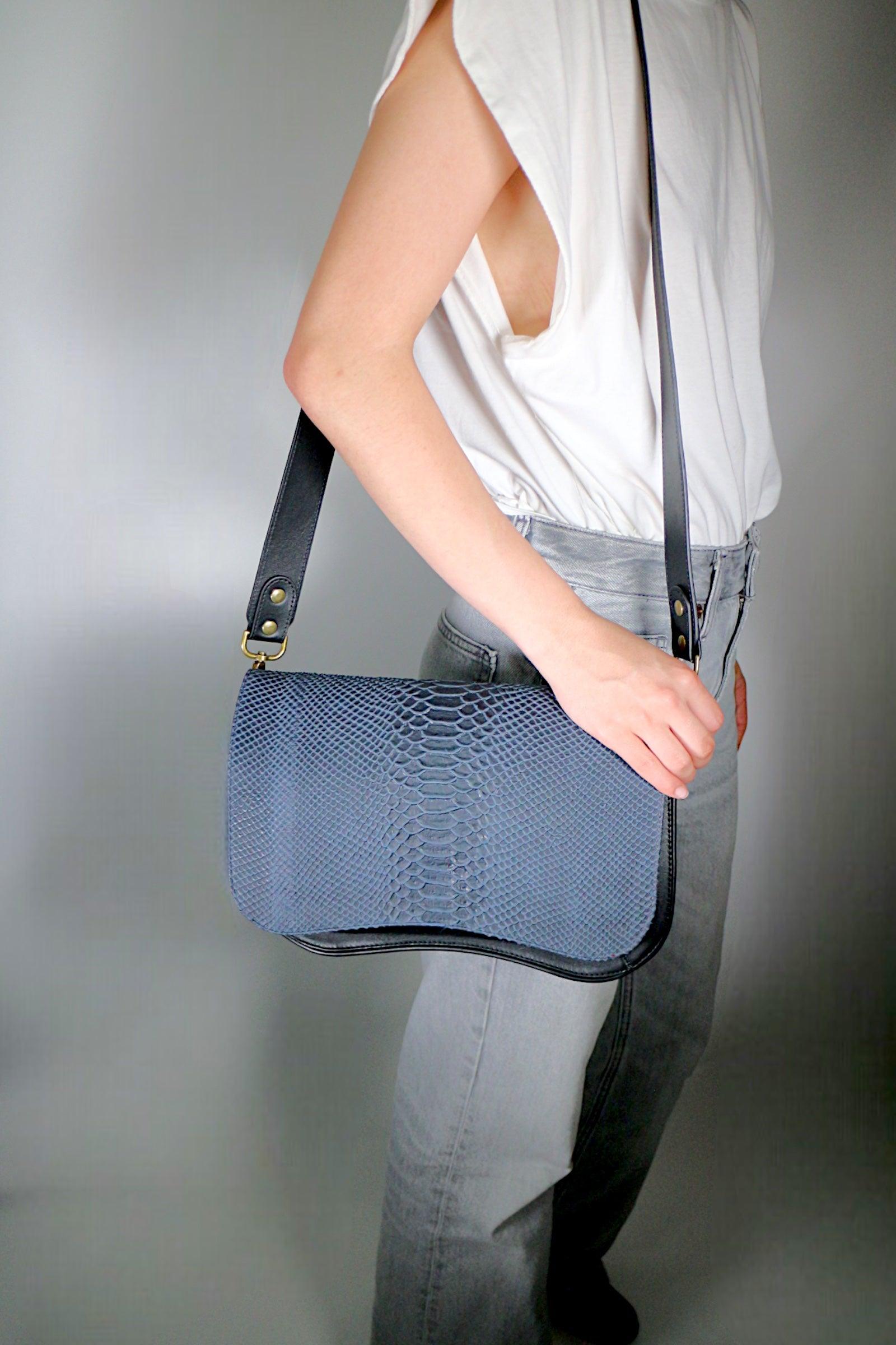 SAC BABY PYTH BLEU PROFOND