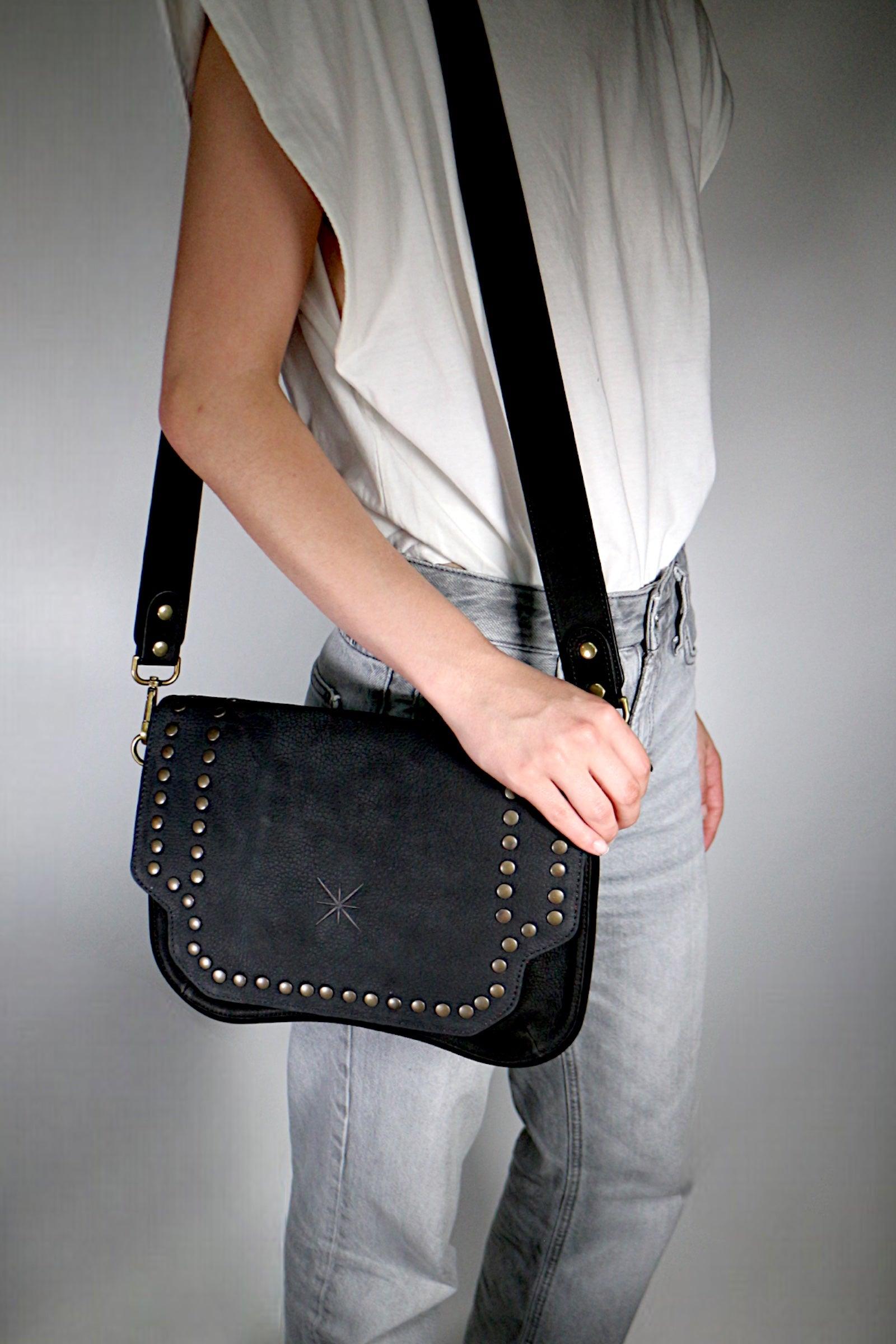 BOLSO BABY SIDIA NUBUCK NEGRO