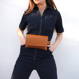 CEINTURE POCHETTE  GEMMA CUIR CAMEL - BANDOULIÈRE CHAINE OR