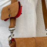ÉTUIS À LUNETTE NUBUCK CAMEL