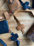ÉTUIS À LUNETTE NUBUCK CAMEL